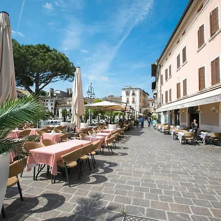 Casa Tiziano Holiday home *