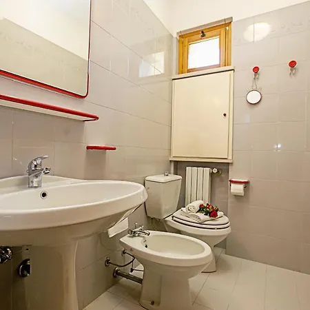 Casa Tiziano Holiday home Desenzano del Garda
